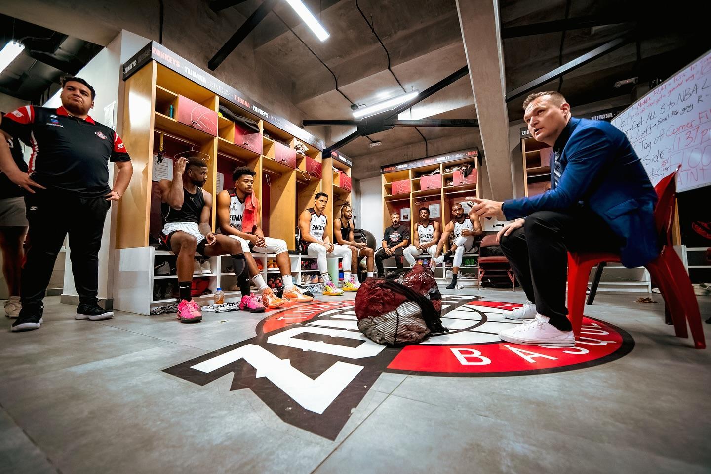 Doug Plumb vuelve al mando de Zonkeys para la Temporada 2026