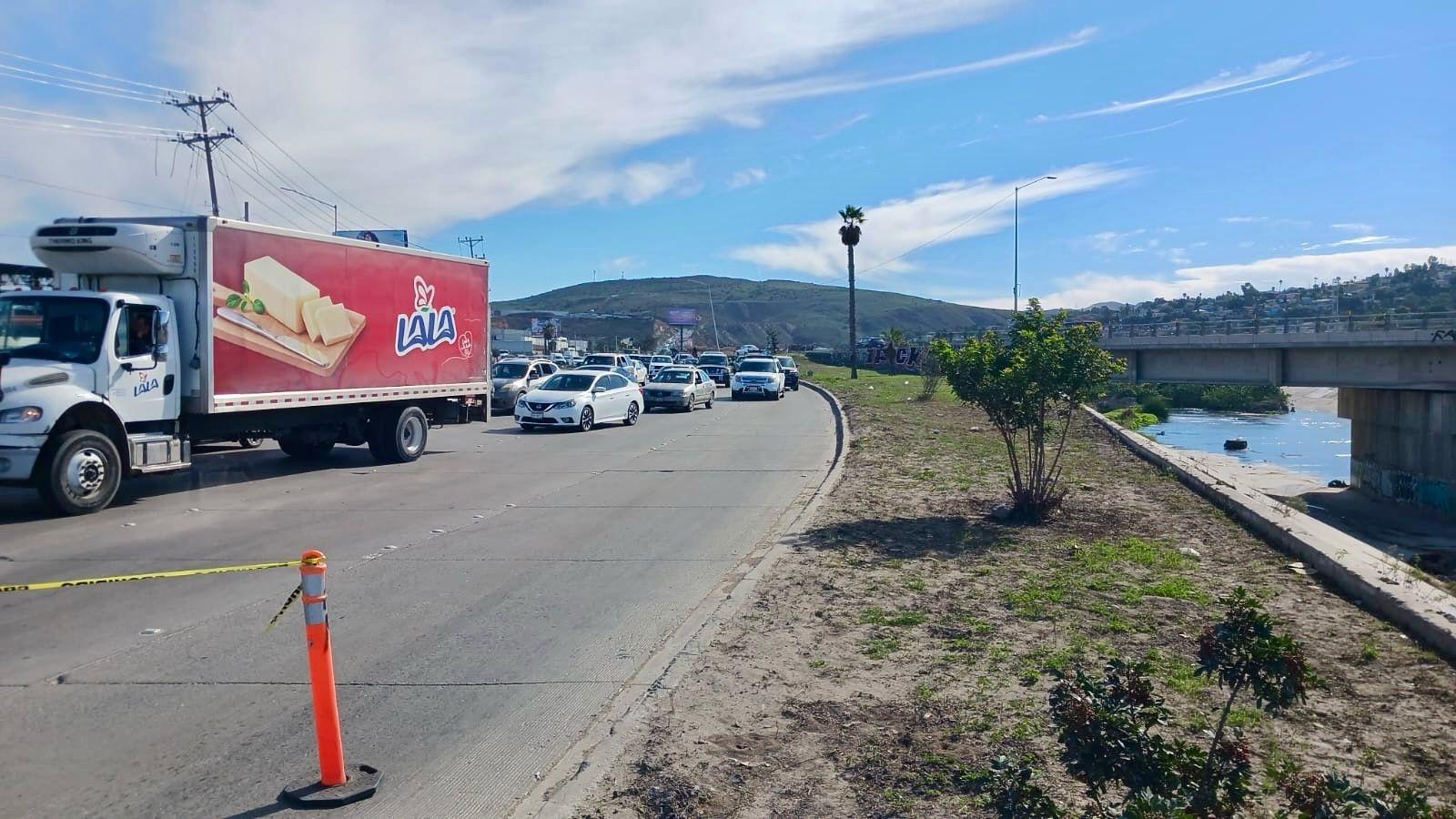 Informa Gobierno Municipal sobre cierre temporal de un tramo de la Vía Rápida Oriente por socavación
