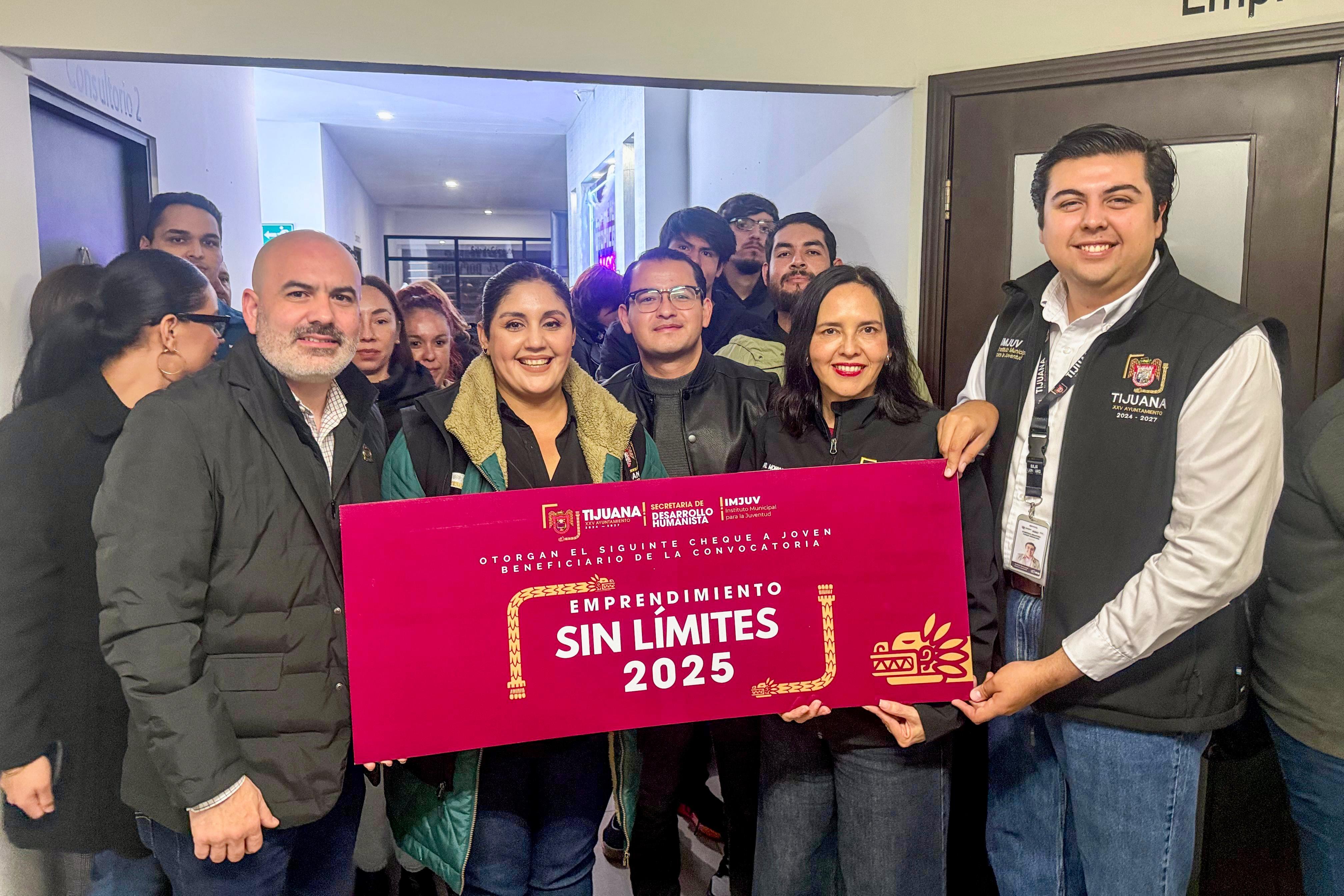 Entrega Gobierno Municipal de Tijuana más de 200 apoyos económicos del programa ‘Emprendimiento Sin Límites’
