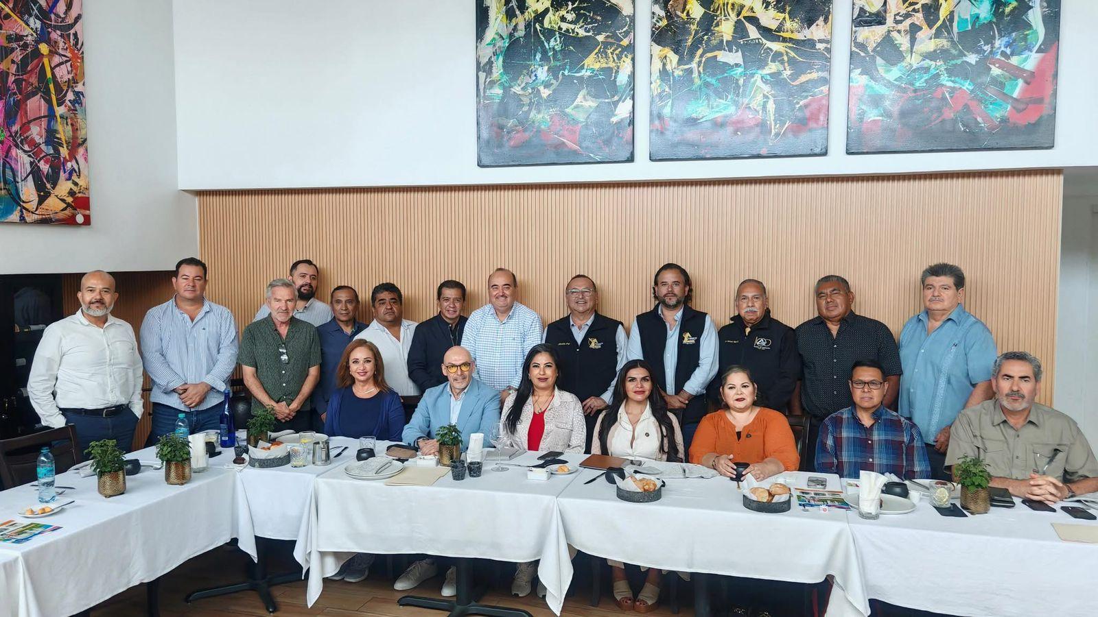 Evangelina Moreno impulsa certeza para el comercio automotriz en la frontera