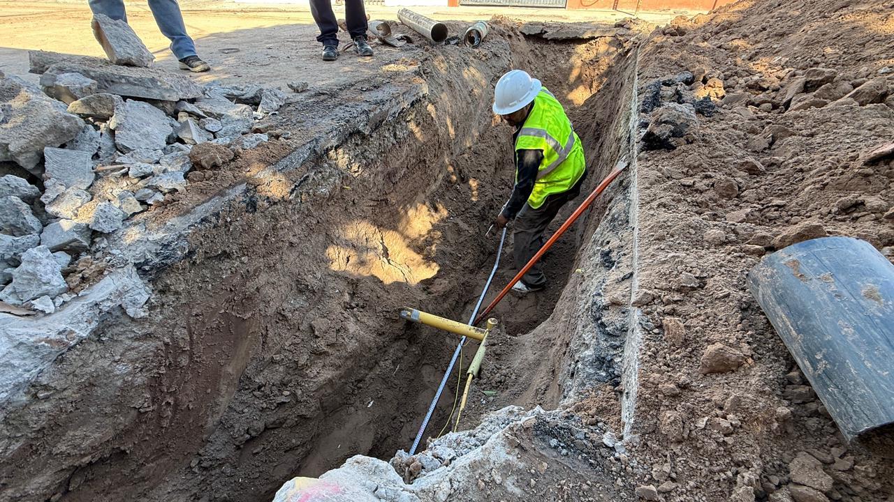 CESPM REPONE LÍNEAS DE ALCANTARILLADO SANITARIO EN VISTA HERMOSA CON RECURSOS PROPIOS