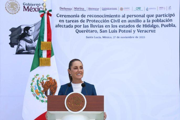 GRACIAS POR SOSTENER A LA PATRIA EN LOS MOMENTOS MÁS DUROS: PRESIDENTA CLAUDIA SHEINBAUM RECONOCE A PERSONAL QUE ATENDIÓ AL PUEBLO DE MÉXICO TRAS LAS LLUVIAS INTENSAS