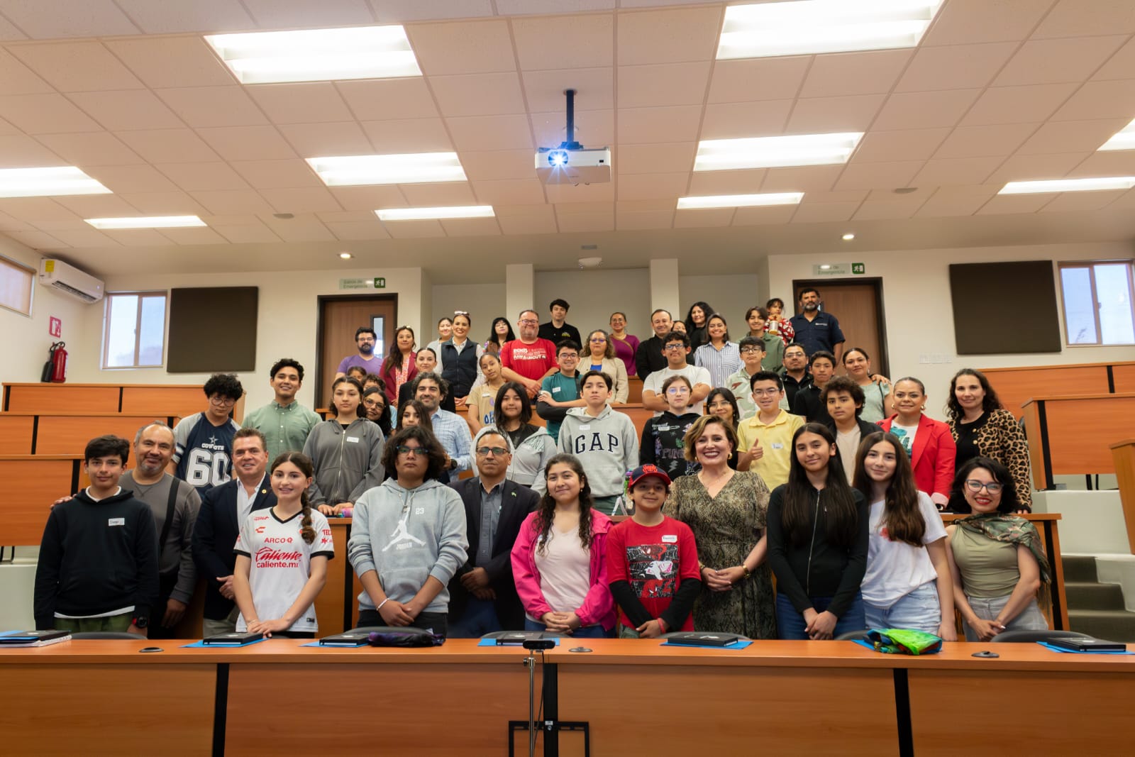 ExploraSTEM impulsa a 850 jóvenes y alcanza 85 mil impactos digitales: Claudia Alfaro