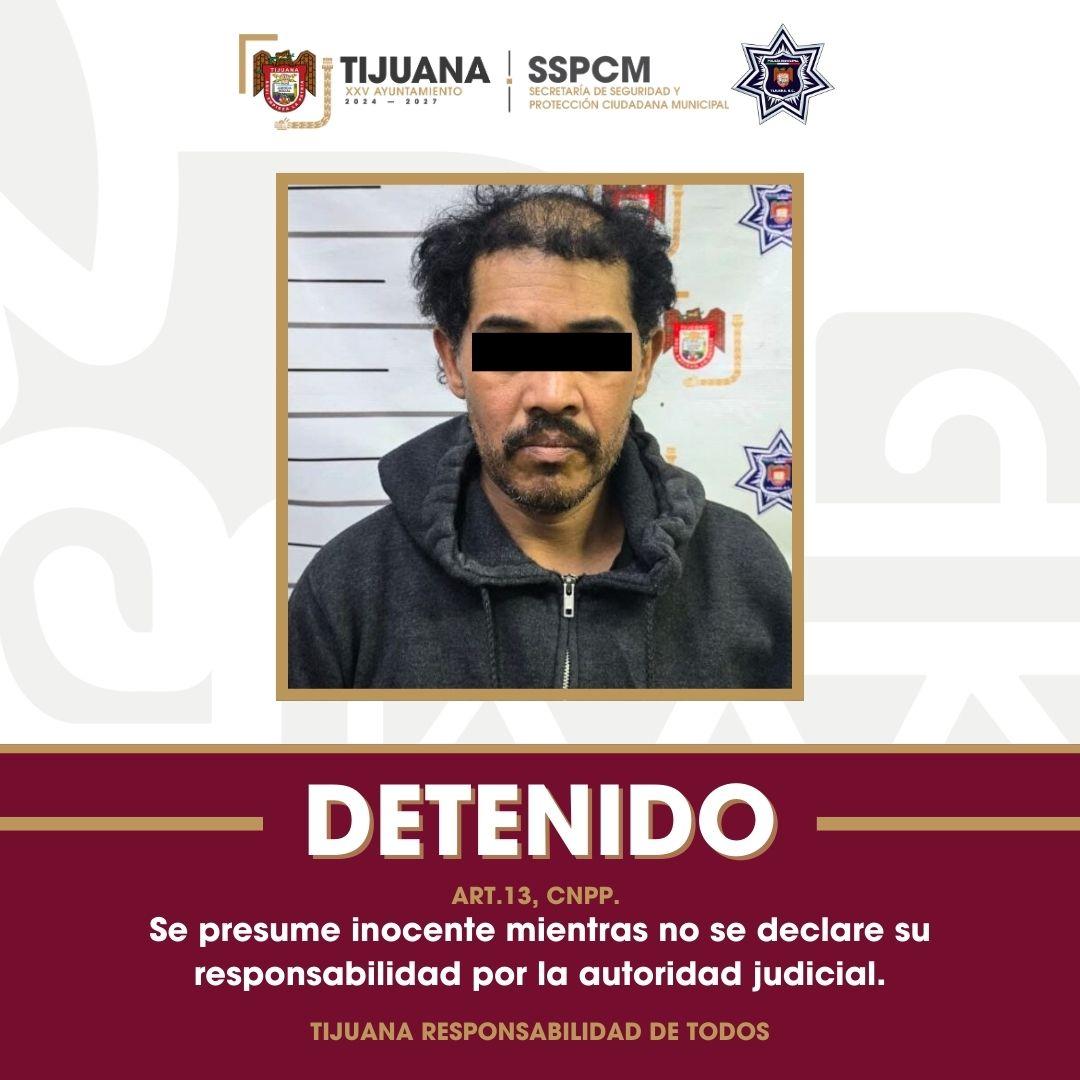 Arrestan agentes municipales a presunto responsable de robo con violencia