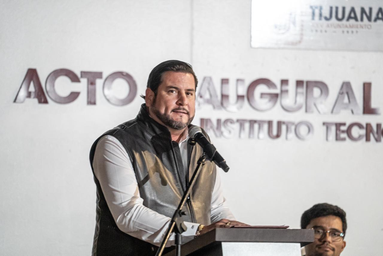 Inaugura Ismael Burgueño Sendero Seguro en el Instituto Tecnológico de Tijuana campus Tomás Aquino