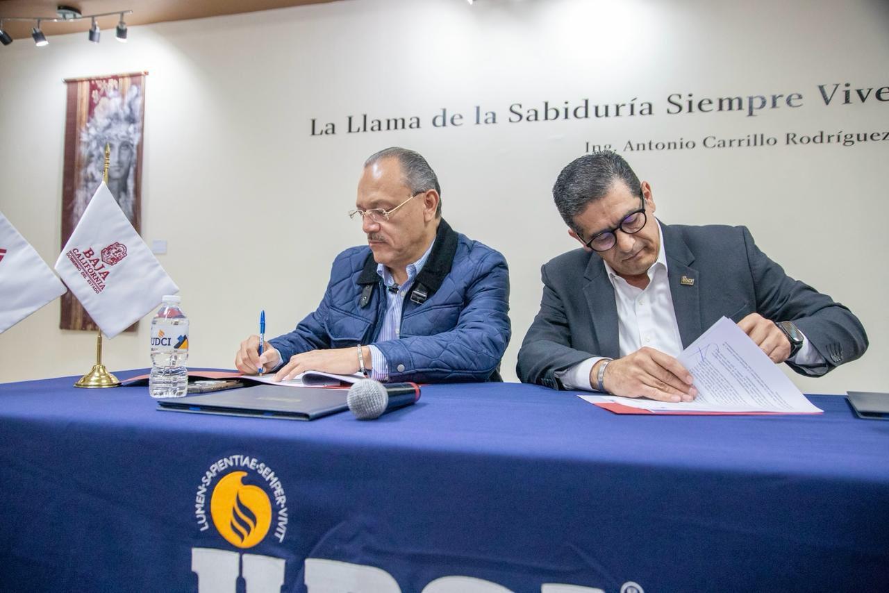 Firma CESPT convenio de colaboración con UDCI