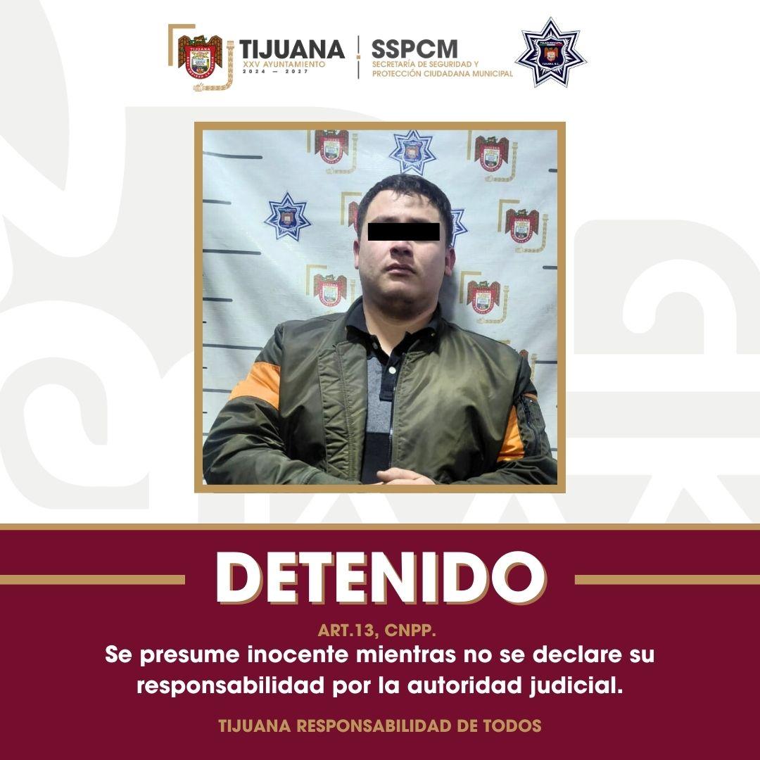 Asegura Policía Municipal de Tijuana a conductor por reprobación de alcoholímetro y presunto intento de soborno