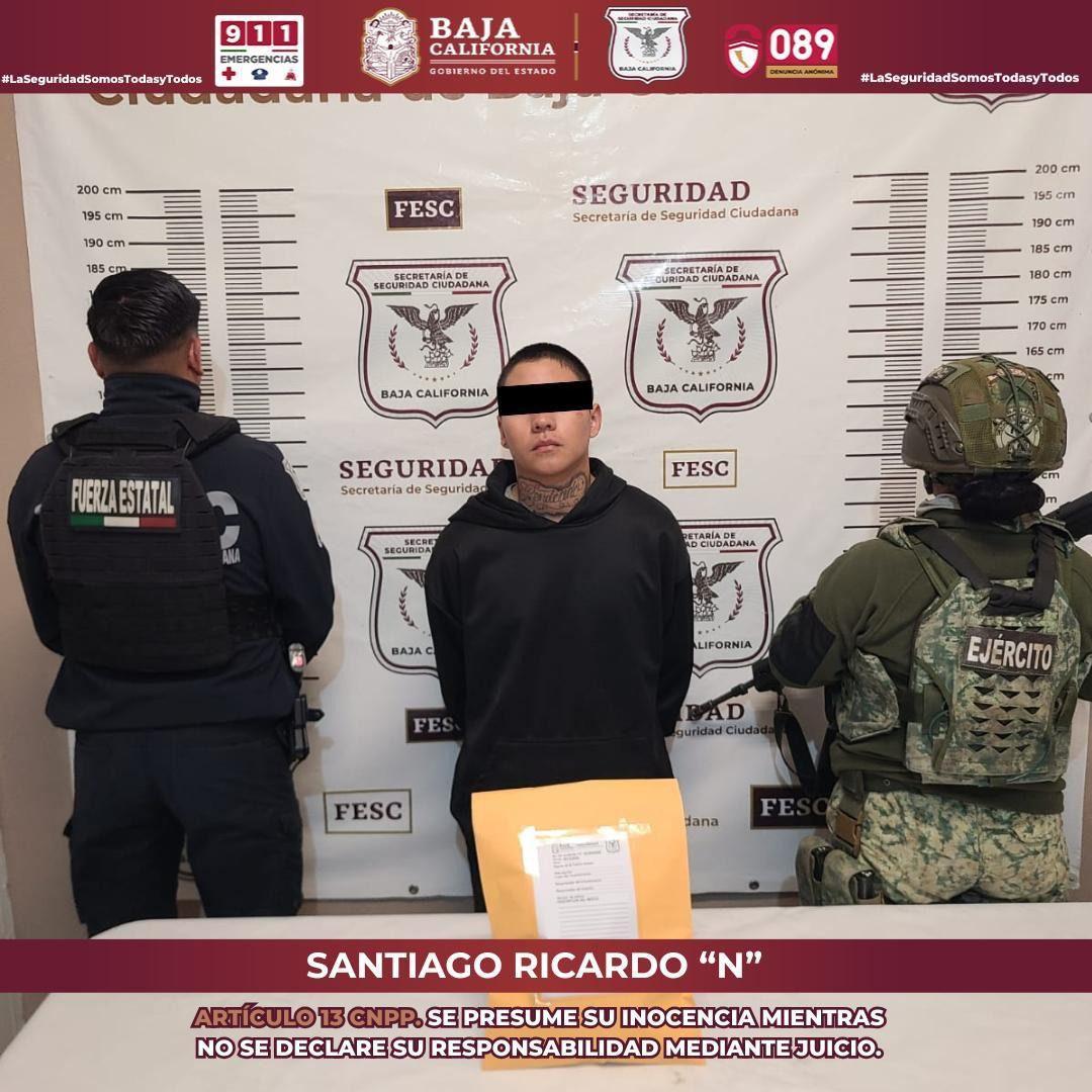 Detienen FESC y defensa a presunto narcomenudista; le decomisaron casi un kilo de marihuana