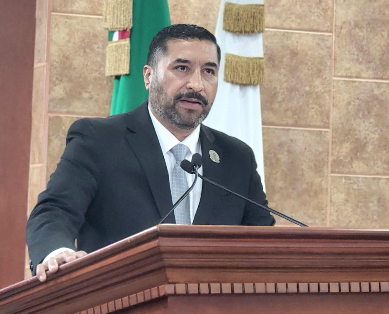 Diputado Ramón Vázquez propone reforzar requisitos para ingreso y permanencia de policías