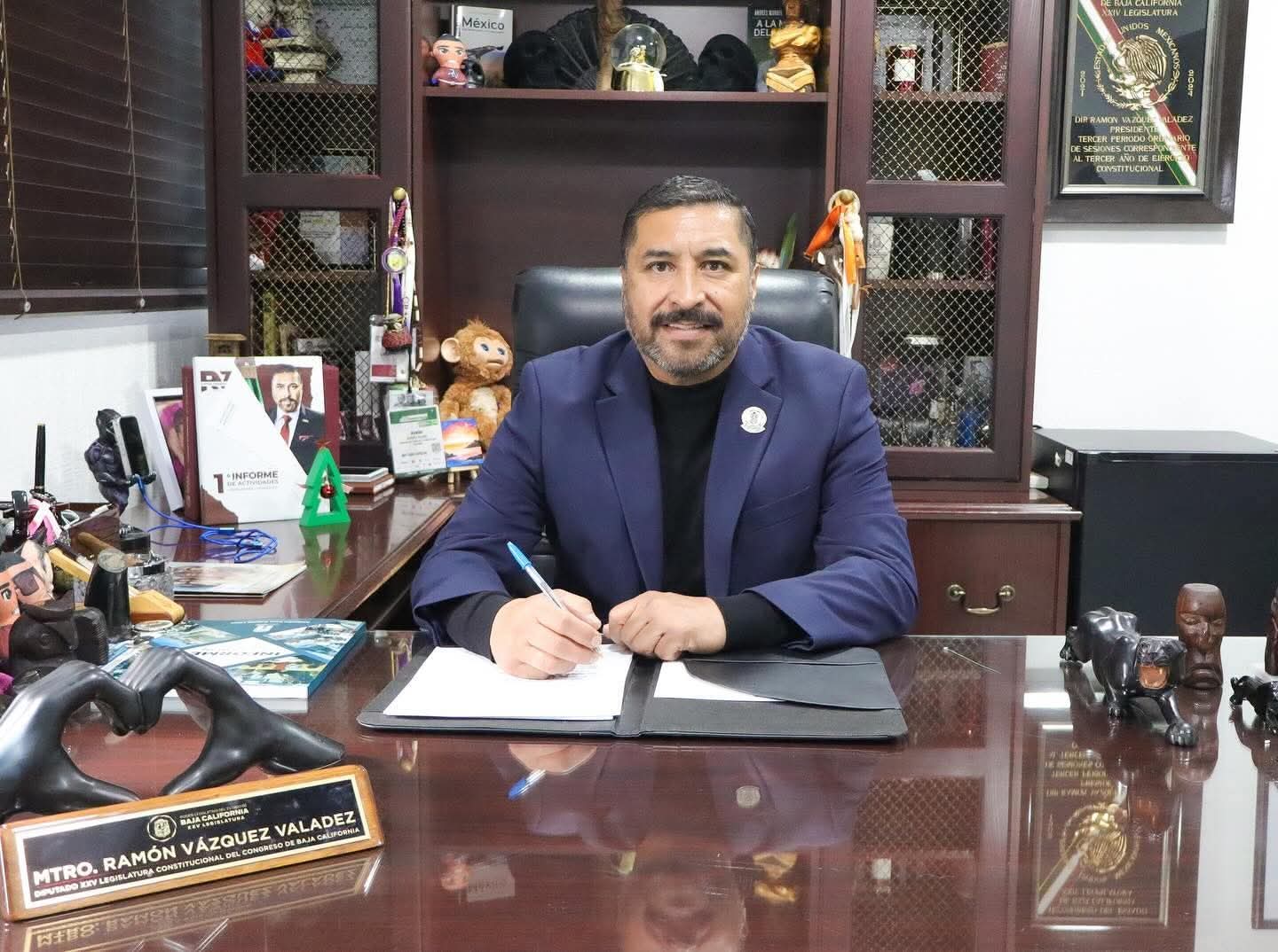Diputado Ramón Vázquez Valadez cierra el año con 23 iniciativas legislativas en beneficio de Baja California