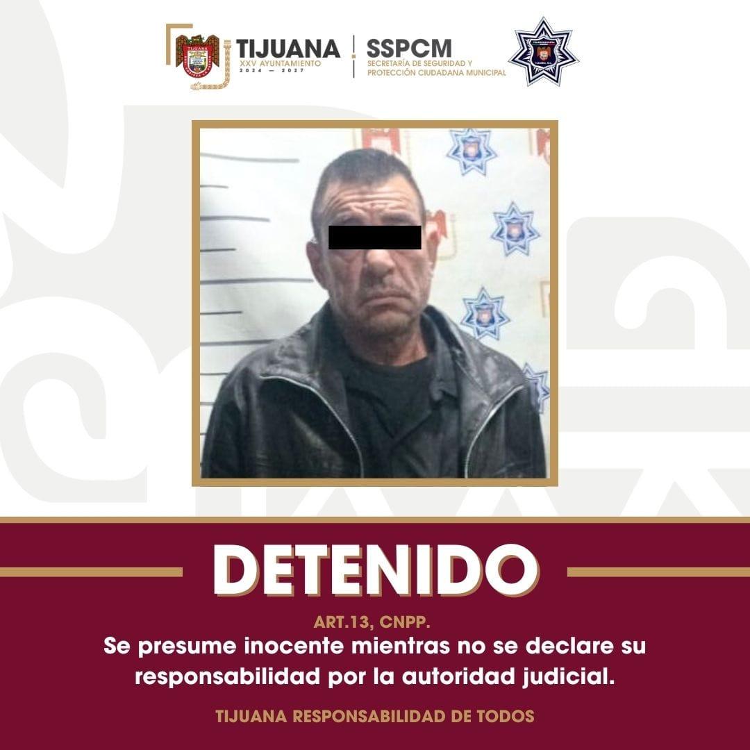 Asegura Policía Municipal de  Tijuana a ciudadano por cohecho