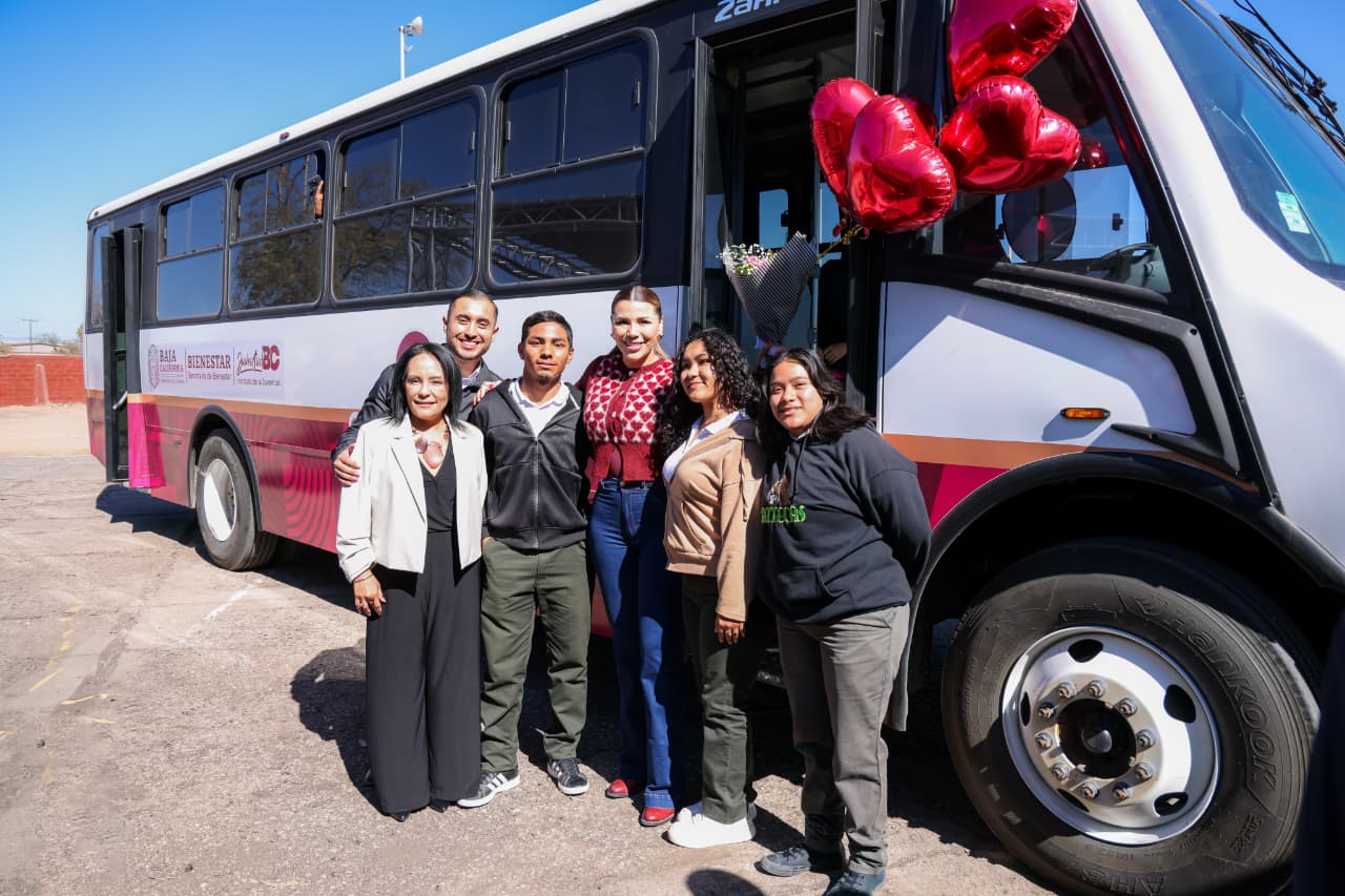 Marina del Pilar invita a estudiantes a registrarse al programa Comunder de transporte gratuito