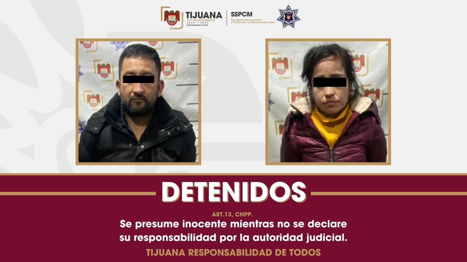 Asegura Policía Municipal a dos personas y decomisan armas de fuego