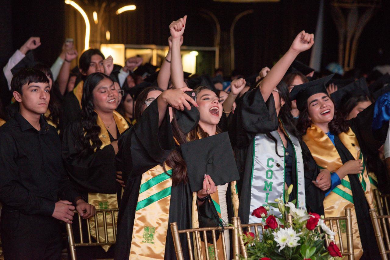 COBACH BC CELEBRA CEREMONIA DE FIN DE CURSOS DE LA LXIII GENERACIÓN DEL PLANTEL BAJA CALIFORNIA
