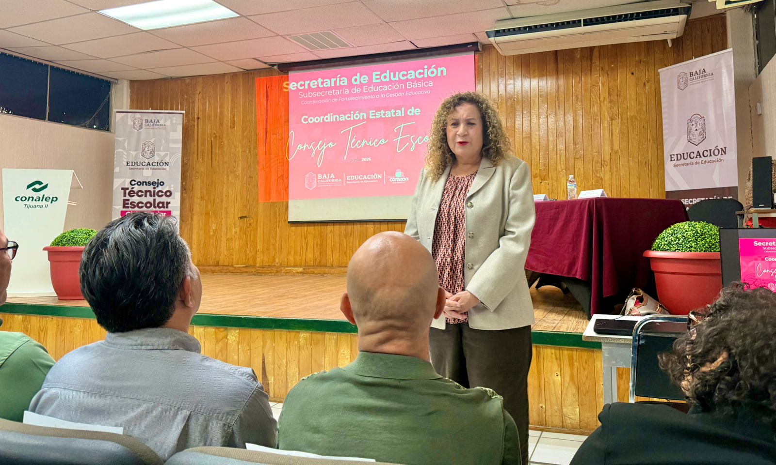 Fortalece secretaría de educación el diálogo y la reflexión docente previo a la octava sesión ordinaria del consejo técnico escolar.