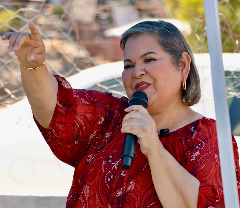 Encabeza Eva Moreno Asamblea Informativa en Defensa de la Transformación y la Soberanía Nacional en la colonia 3 de Octubre