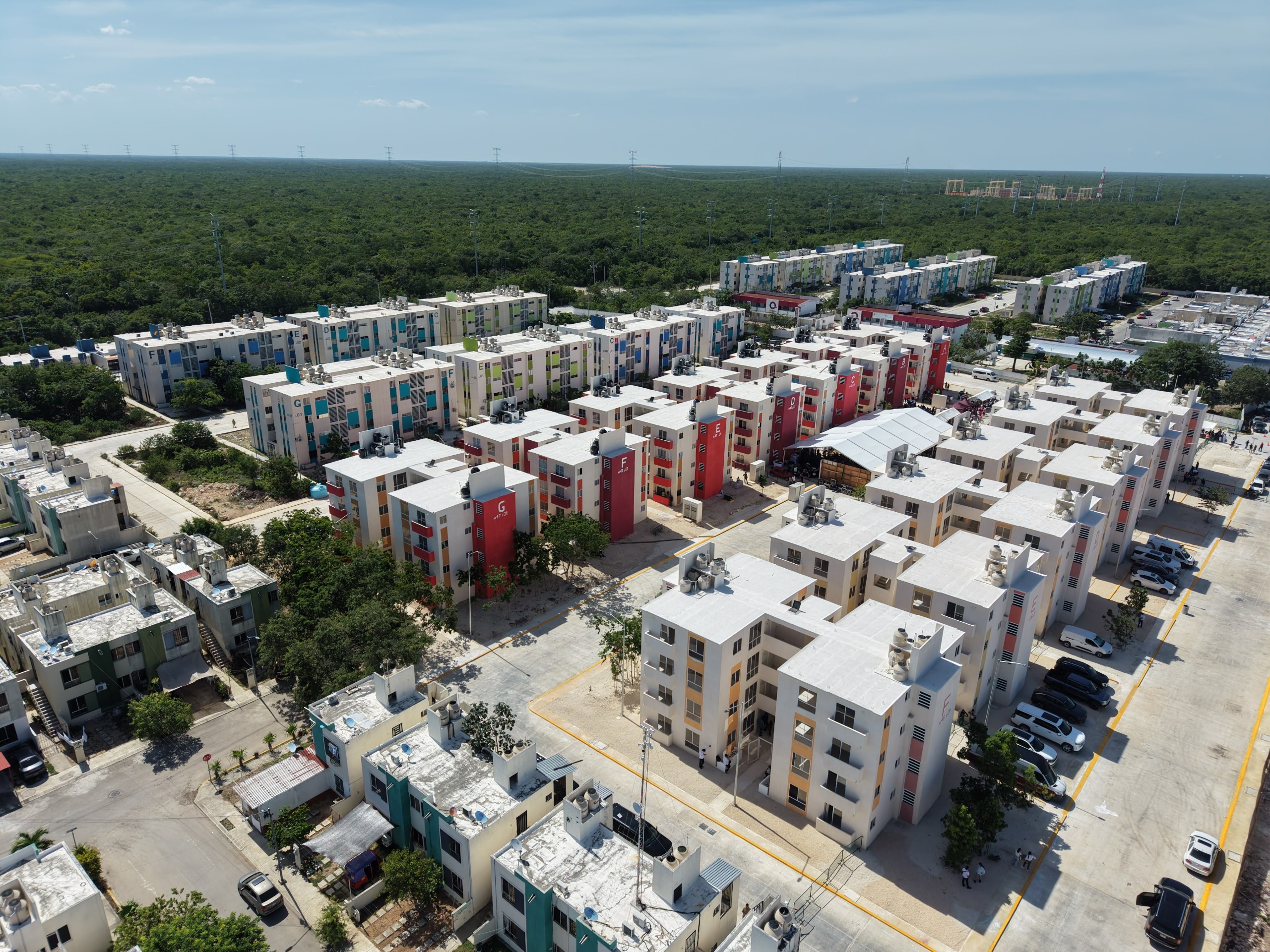 INFONAVIT ENTREGA VIVIENDAS DEL BIENESTAR A DERECHOHABIENTES DE QUINTANA ROO