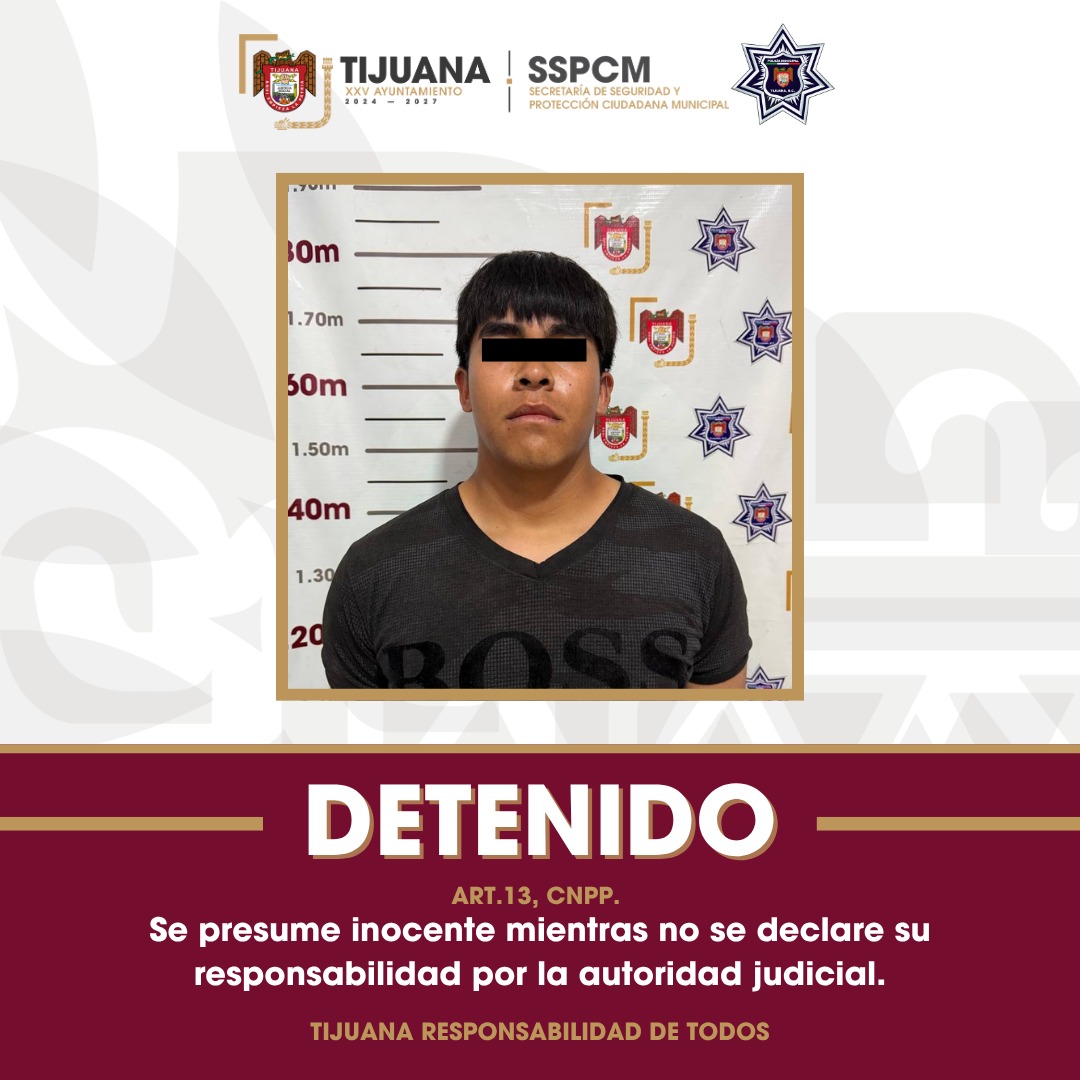 Detienen agentes de la Policía Municipal de Tijuana a un joven por presunta violencia contra la mujer en la colonia El Rubí