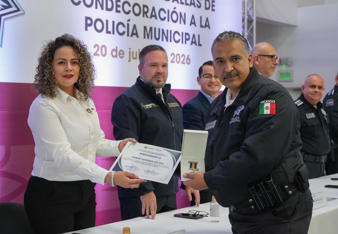 Reconoce la SSPCM a más de 200 policías municipales por su trayectoria, mérito y valor en ceremonia de condecoraciones